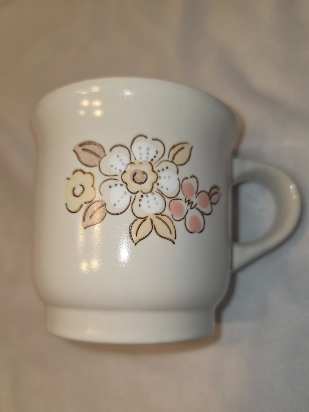 Chantilly Fleur de Bois Stoneware Mug Coffee Tea Cup Drinkware Home Decor Floral